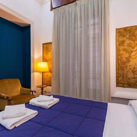 A Due Passi Dal Lungomare Di Mergellina By Wonderful Italy Apartment เนเปิลส์ ภายนอก รูปภาพ