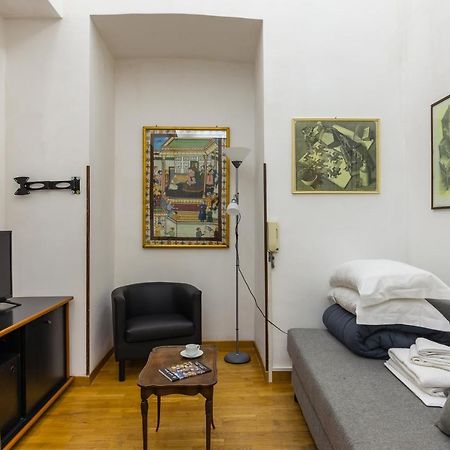 A Due Passi Dal Lungomare Di Mergellina By Wonderful Italy Apartment เนเปิลส์ ภายนอก รูปภาพ
