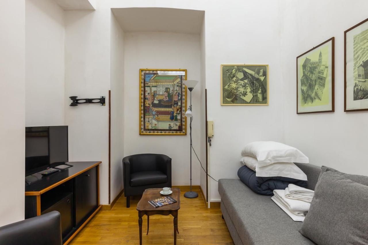 A Due Passi Dal Lungomare Di Mergellina By Wonderful Italy Apartment เนเปิลส์ ภายนอก รูปภาพ